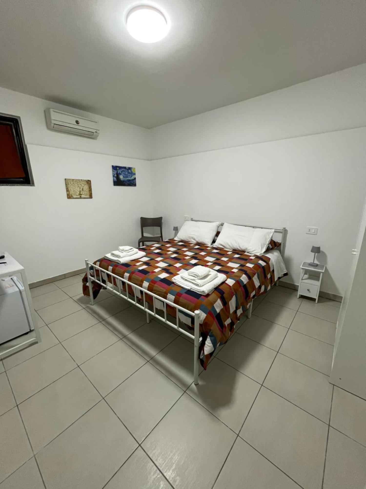 Aurora Rooms Pomigliano d'Arco Eksteriør bilde